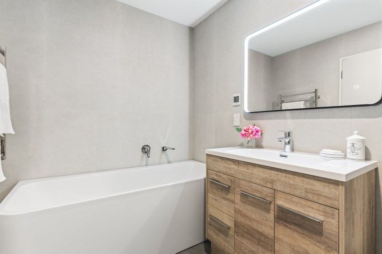 Photo of property in 9 Lark Lane, Whitford, 2571