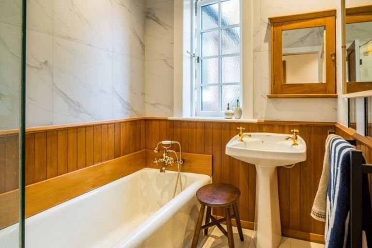 Photo of property in 10c Military Road, Boulcott, Lower Hutt, 5010