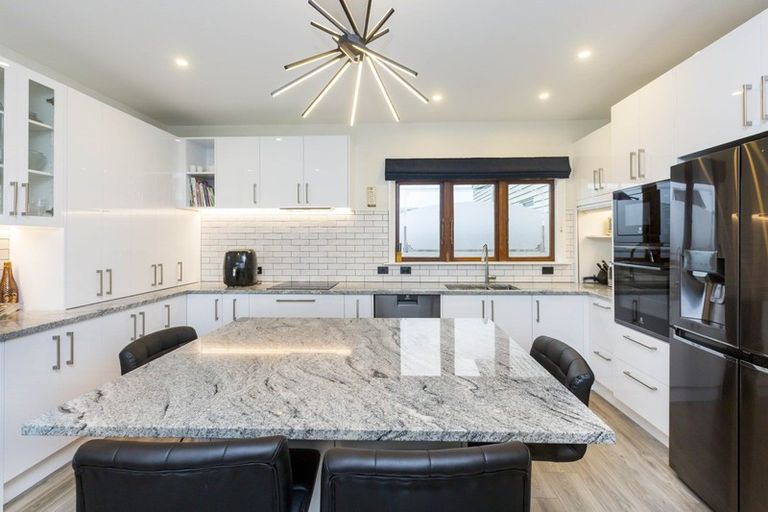 Photo of property in 4 Victoria Street, Ebdentown, Upper Hutt, 5018