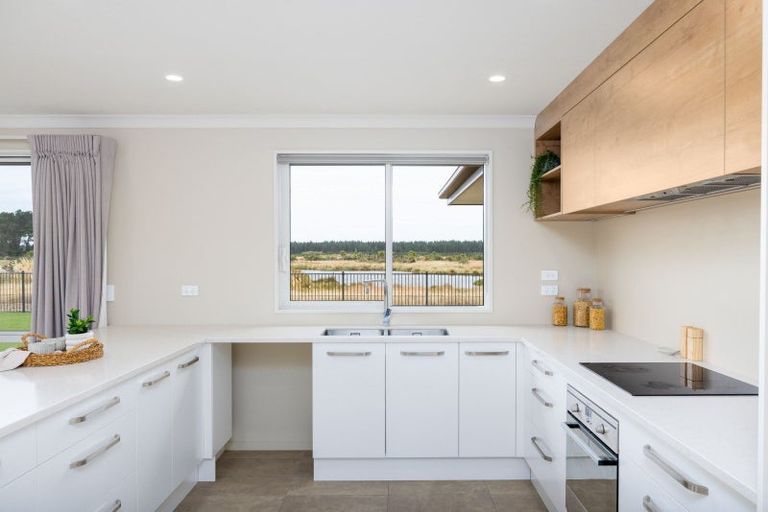 Photo of property in 54 Te Kohanga Drive, Pegasus, 7612