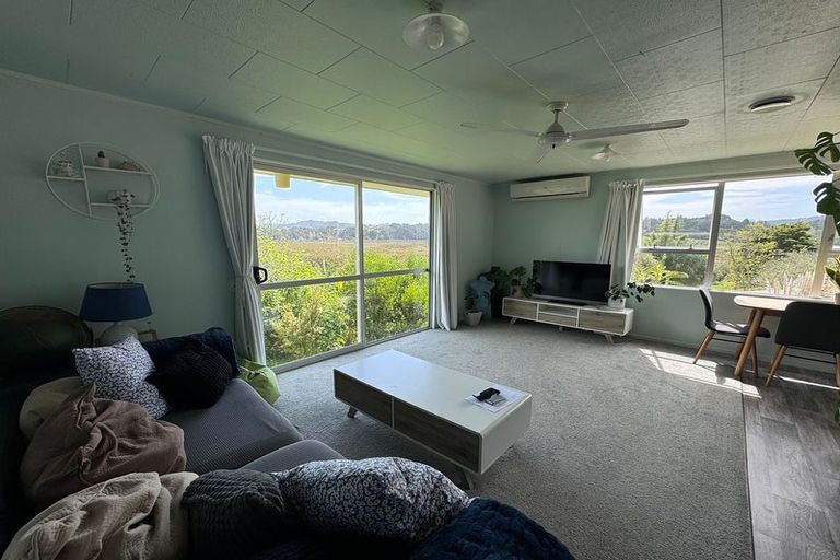 Photo of property in 24 Waimahanga Road, Onerahi, Whangarei, 0110