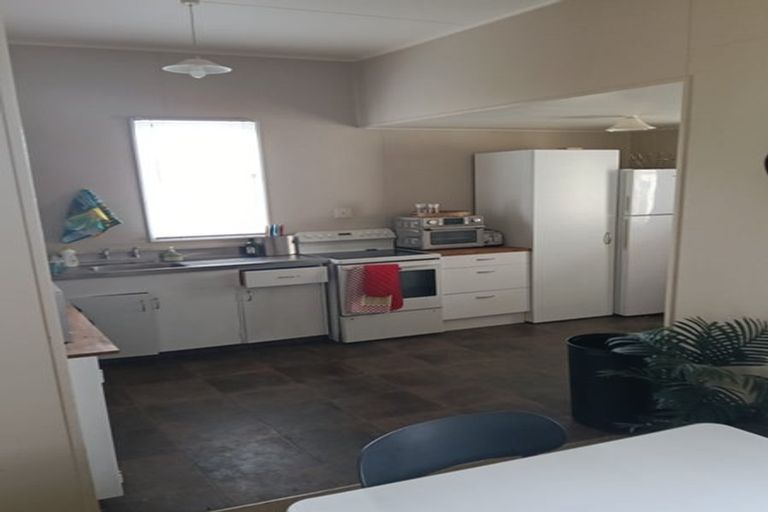 Photo of property in 159 Egmont Street, Patea, 4520