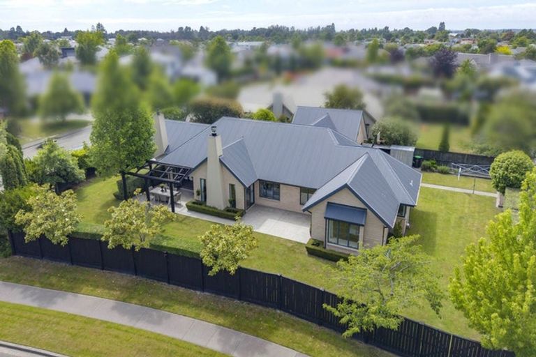 Photo of property in 37 Enverton Drive, Rangiora, 7400