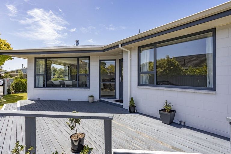 Photo of property in 25 Johns Road, Rangiora, 7400