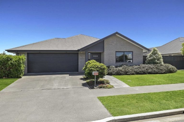 Photo of property in 9 Gosling Crescent, Halswell, Christchurch, 8025