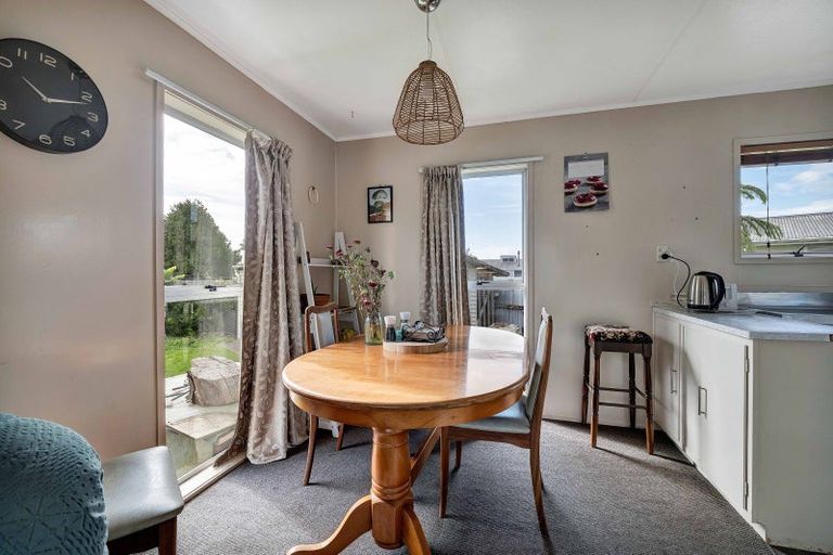 Photo of property in 152 Brecon Road, Stratford, 4332