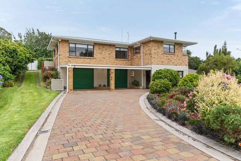 Photo of property in 5 Whakapaki Street, Urenui, 4375