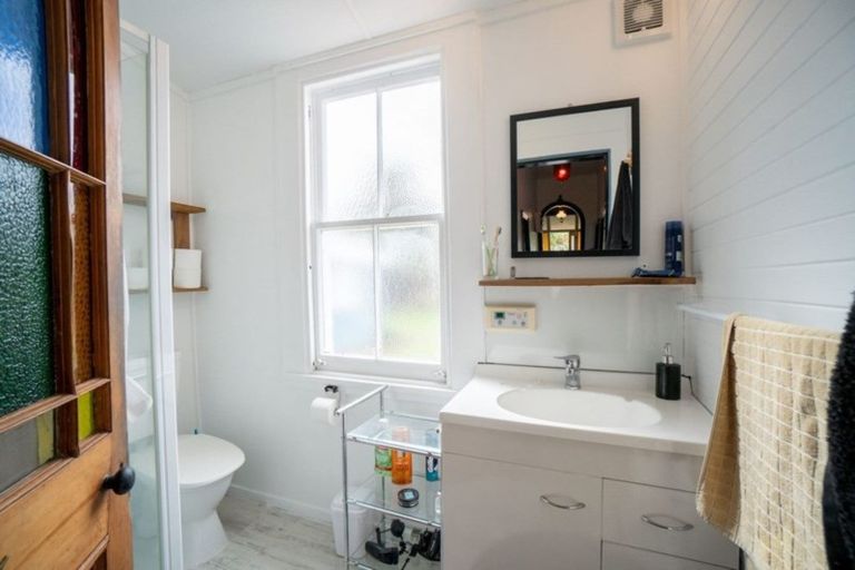 Photo of property in 35 Waldegrave Street, Palmerston North, 4410