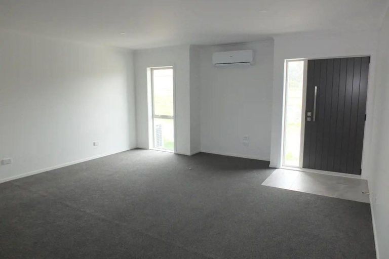 Photo of property in 3 Hof Lane, Foxton, 4814