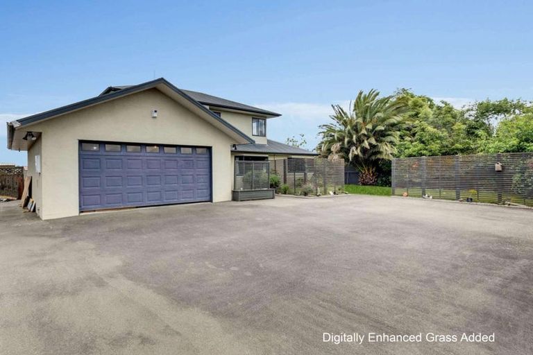 Photo of property in 14a Carthew Street, Feilding, 4702