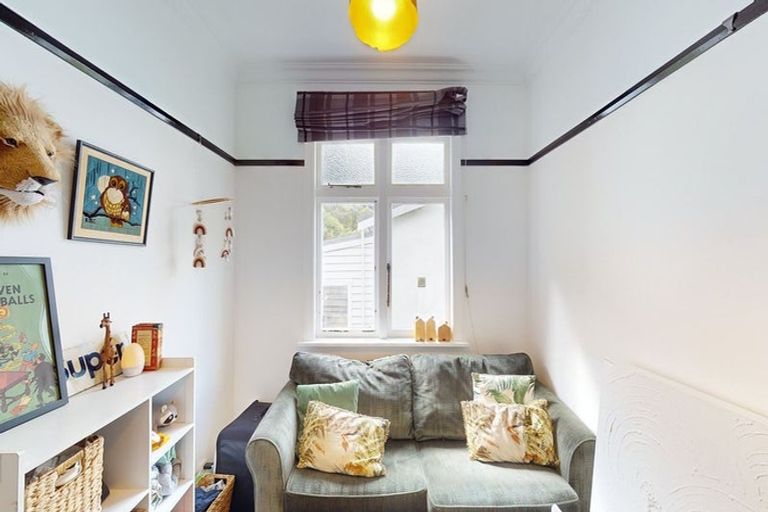 Photo of property in 9 Khandallah Road, Ngaio, Wellington, 6035