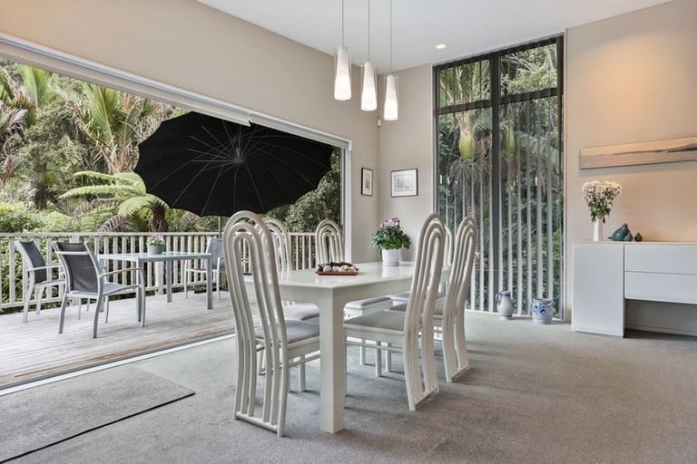 Photo of property in 81 Huia Road, Titirangi, Auckland, 0604