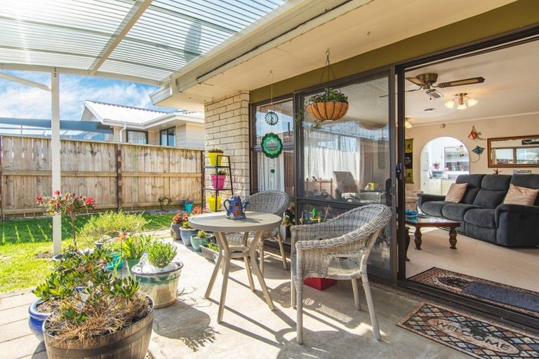 Photo of property in 63a Pemberton Crescent, Greerton, Tauranga, 3112