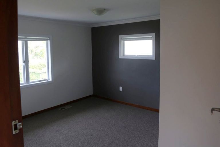 Photo of property in 58 Harvey Street, Waipahihi, Taupo, 3330