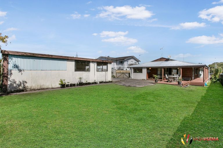 Photo of property in 29 Mcinnes Road, Weymouth, Auckland, 2103