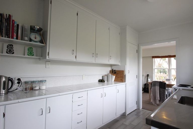 Photo of property in 7 Aeroview Drive, Beach Haven, Auckland, 0626