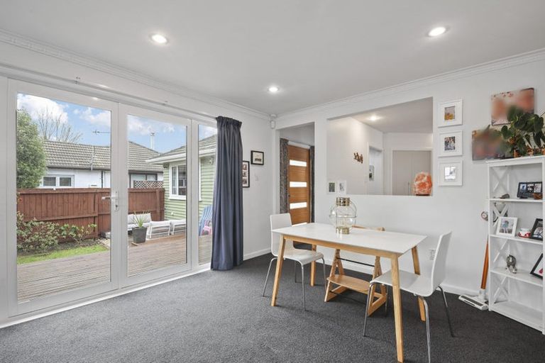 Photo of property in 1/204 Greers Road, Bryndwr, Christchurch, 8053