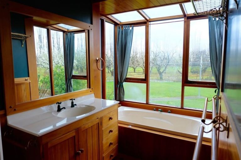 Photo of property in 67 Reading Street, Greytown, 5712