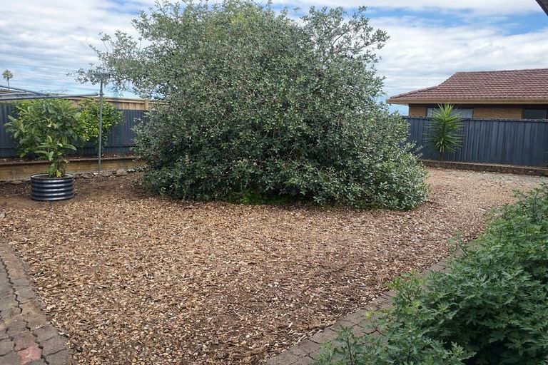 Photo of property in 2/17 Berwyn Avenue, Takanini, 2112