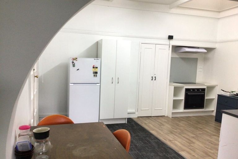 Photo of property in 57 Omahu Road, Greenlane, Auckland, 1051