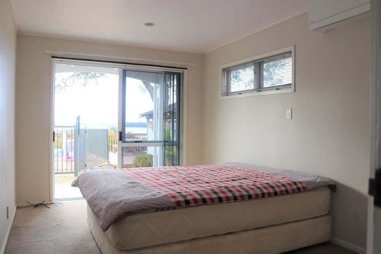 Photo of property in 17 Waimana Avenue, Northcote Point, Auckland, 0627