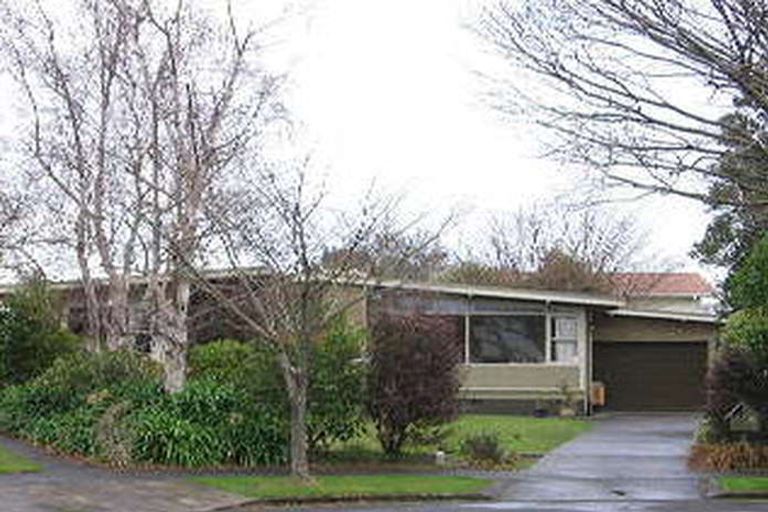 Photo of property in 20 Goodwyn Crescent, Hokowhitu, Palmerston North, 4410