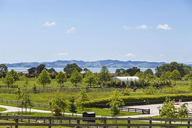 Photo of property in 777 North Road, Clevedon, Papakura, 2582