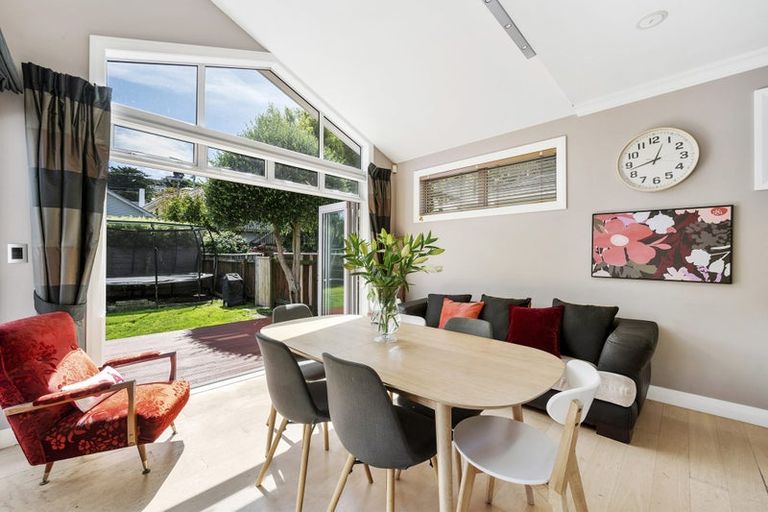 Photo of property in 5 Streatlam Crescent, Strathmore Park, Wellington, 6022