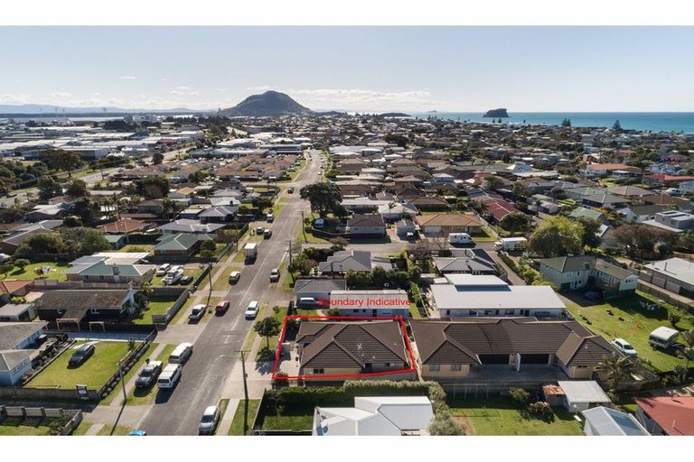 Photo of property in 35 Macville Road, Mount Maunganui, 3116