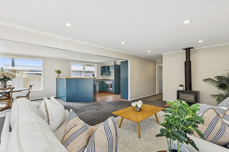 Photo of property in 8 Te Motu Road, Pukerua Bay, 5026