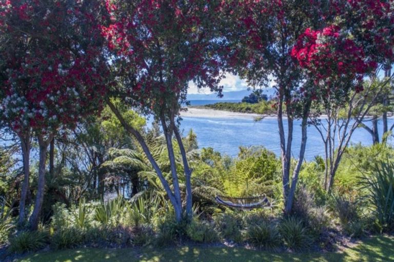 Photo of property in 30 Nelson Street, Milnthorpe, Collingwood, 7182