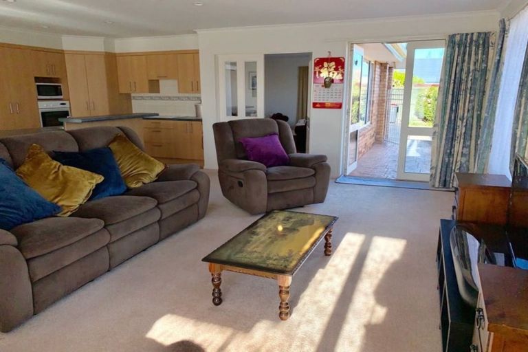 Photo of property in 1 Baltic Place, Northwood, Christchurch, 8051
