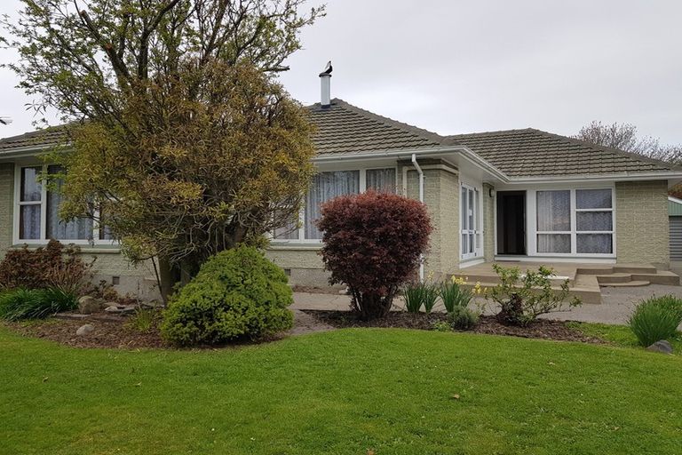 Photo of property in 11 Carruthers Street, Ilam, Christchurch, 8041