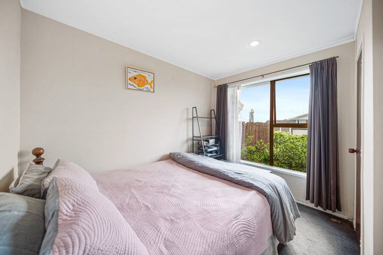 Photo of property in 40 Mckinstry Avenue, Mangere East, Auckland, 2024