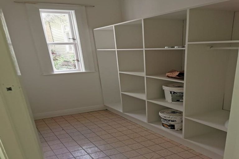 Photo of property in 2/37 Wilton Road, Wadestown, Wellington, 6012