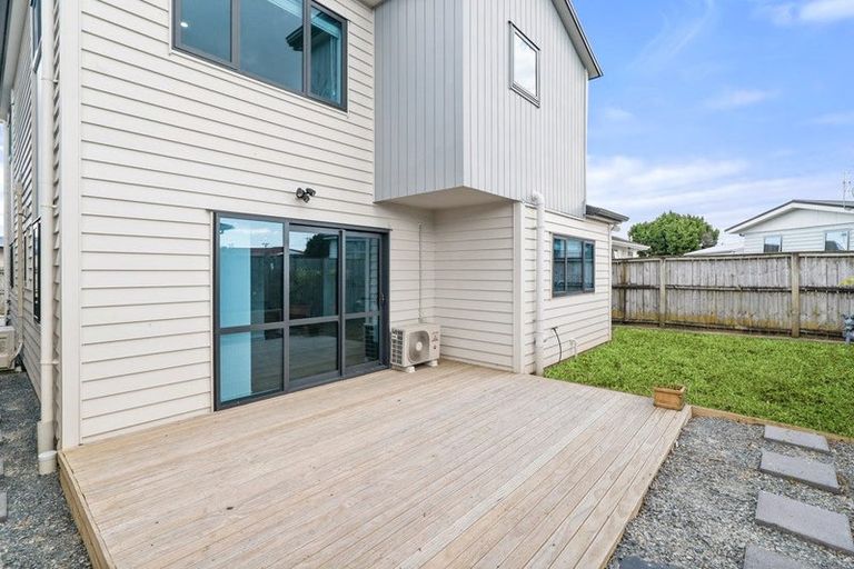 Photo of property in 37d Sheehan Avenue, Papakura, 2110