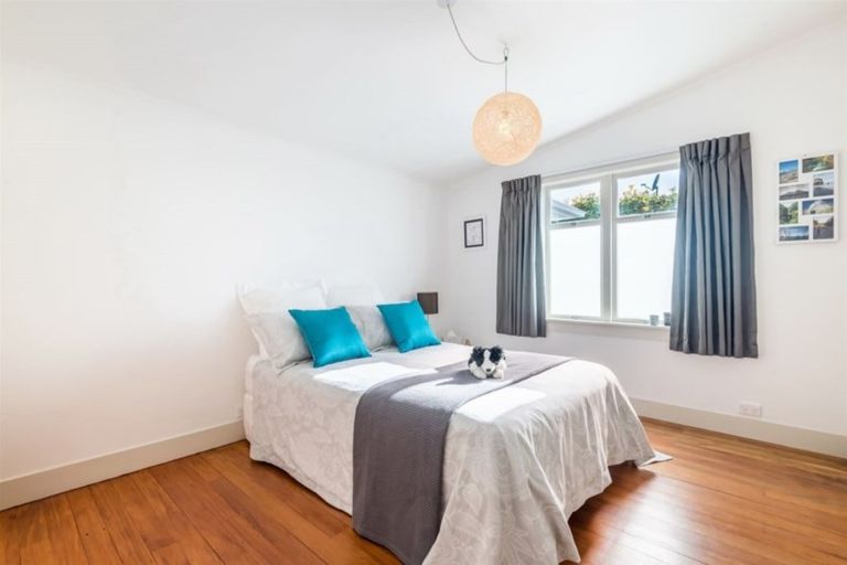 Photo of property in 6 Westwell Road, Belmont, Auckland, 0622