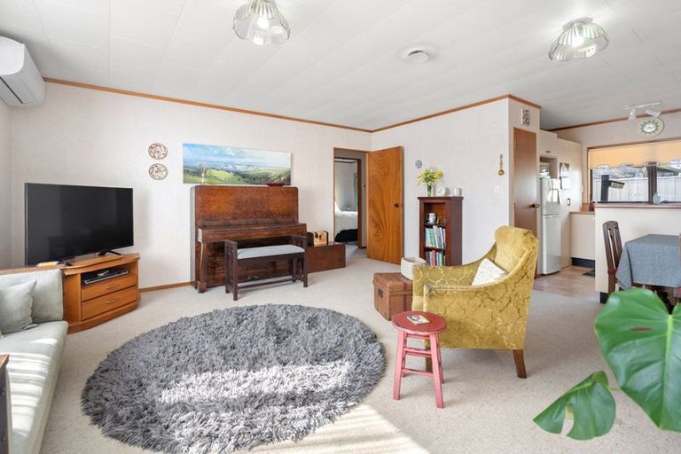Photo of property in 4/1 Dinniss Avenue, Regent, Whangarei, 0112