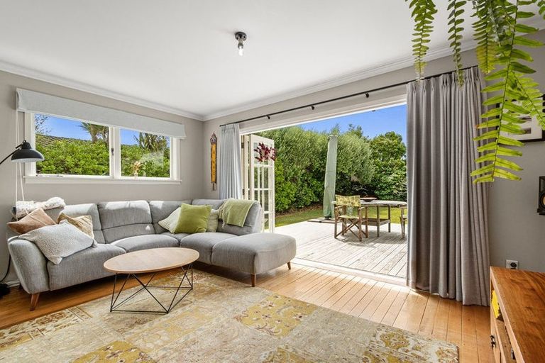 Photo of property in 356 Main Road, Huapai, Kumeu, 0810