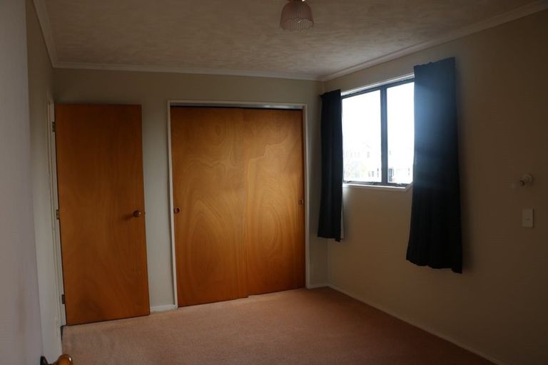 Photo of property in 17 Mcarthur Street, Terrace End, Palmerston North, 4410