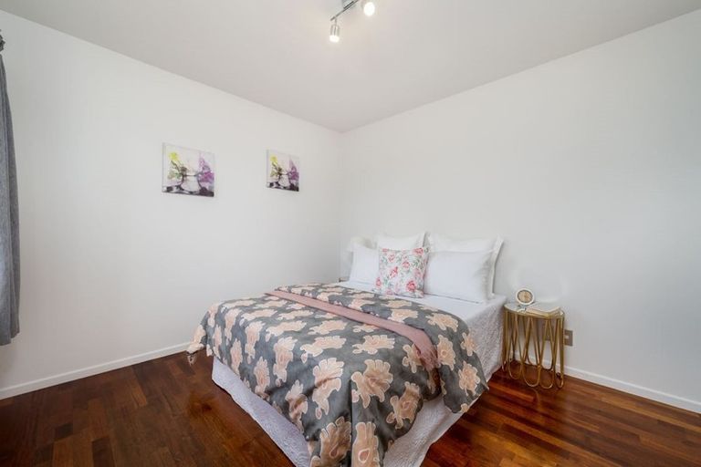 Photo of property in 8/2 Armoy Drive, East Tamaki, Auckland, 2016