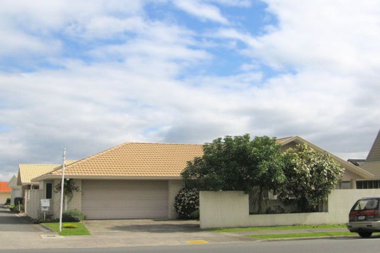 Photo of property in 492 Otumoetai Road, Otumoetai, Tauranga, 3110