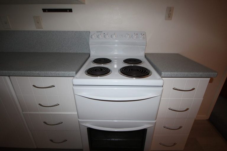 Photo of property in 8d Seaforth Avenue, Milson, Palmerston North, 4414