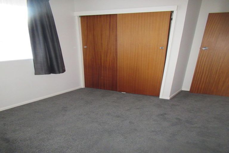 Photo of property in 96a Heretaunga Square, Silverstream, Upper Hutt, 5019