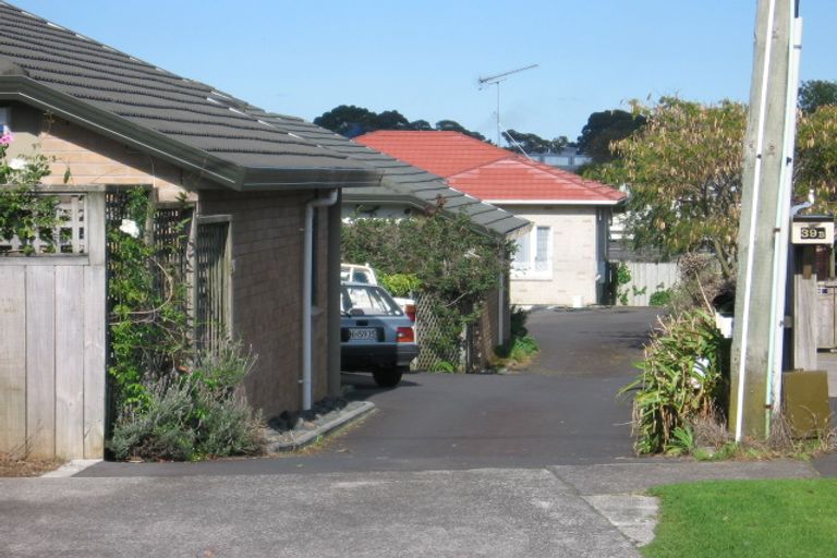 Photo of property in 3/41 Victoria Road, Papatoetoe, Auckland, 2025