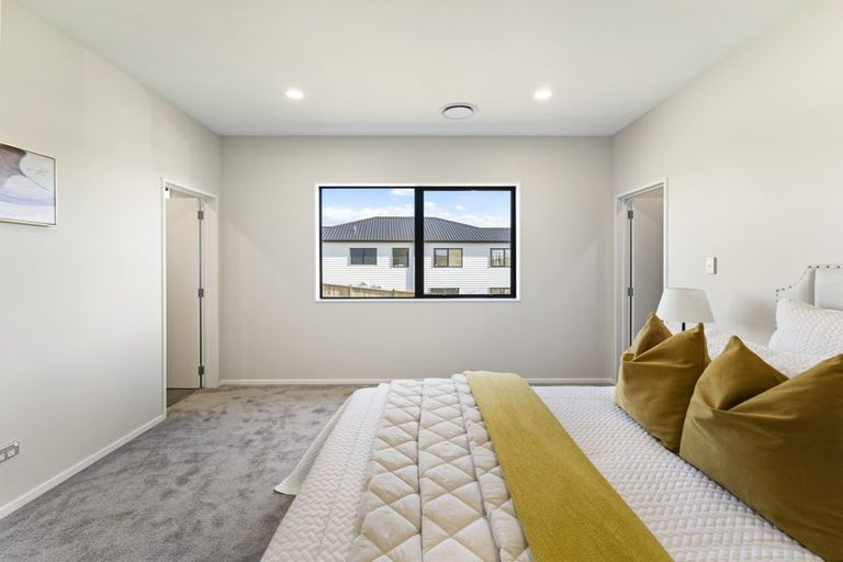 Photo of property in 17 Emerald Avenue, Rosehill, Papakura, 2113
