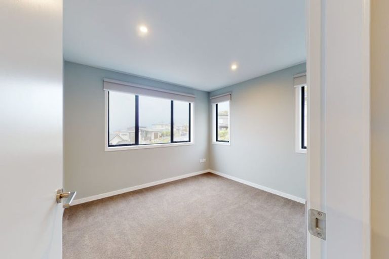 Photo of property in 29a Comber Place, Johnsonville, Wellington, 6037