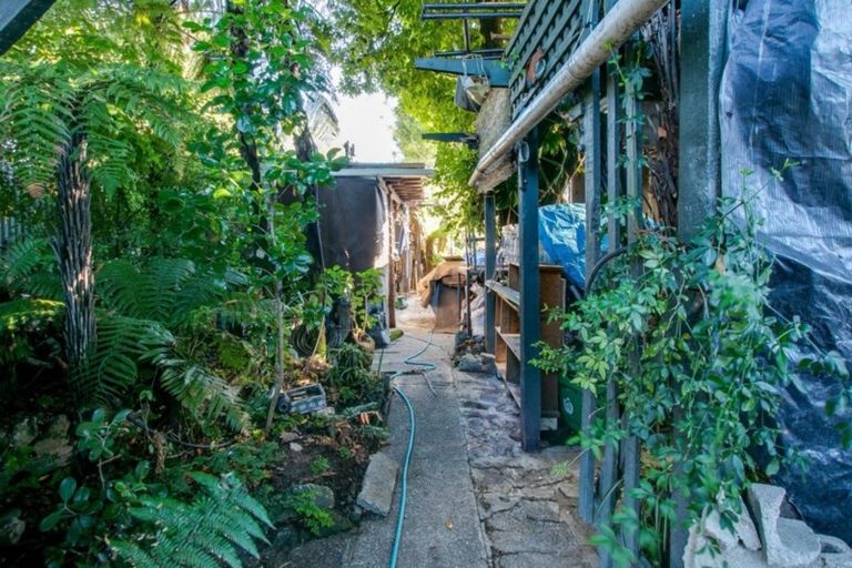 Photo of property in 76 Latham Street, Marewa, Napier, 4110