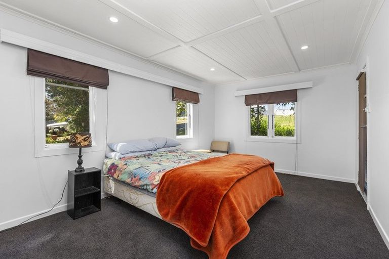 Photo of property in 14 Main Road, Raglan, 3225