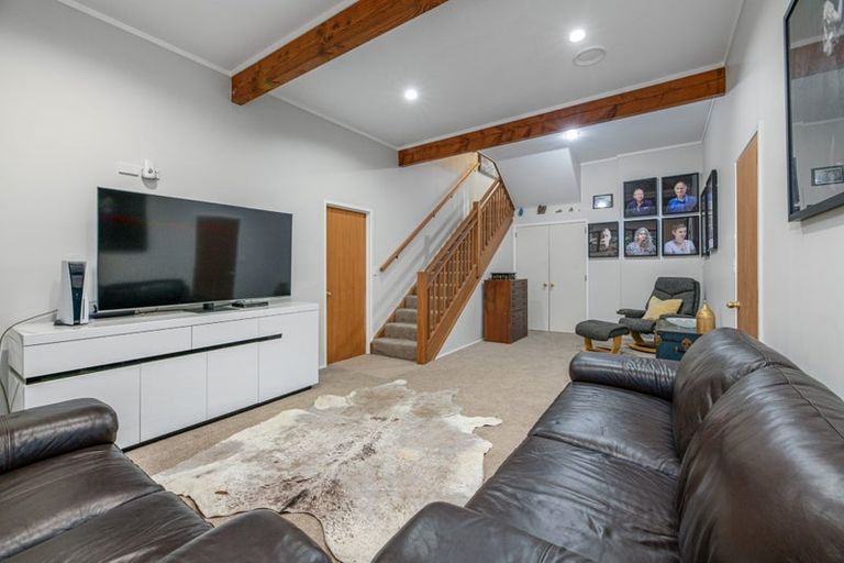 Photo of property in 22 Waima Crescent, Titirangi, Auckland, 0604